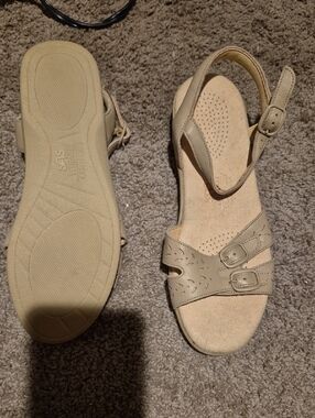 Sas Tripad Comfort Beige Women's Slingback Sandals with Adjustable Buckles